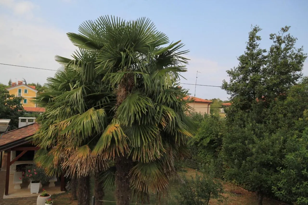 Apartments With A Parking Space Umag - 6978 Croatia
