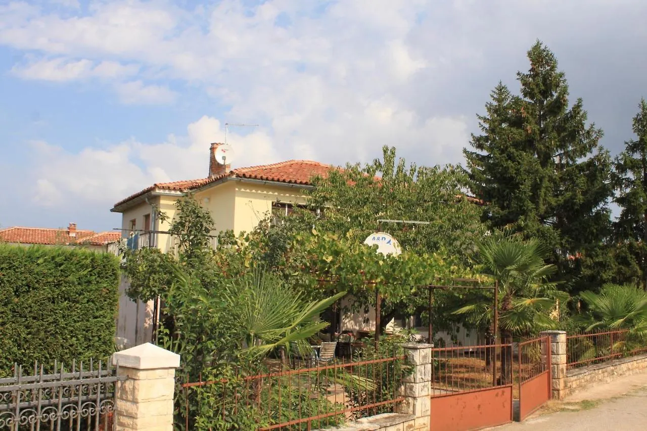 Apartments With A Parking Space Umag - 6978