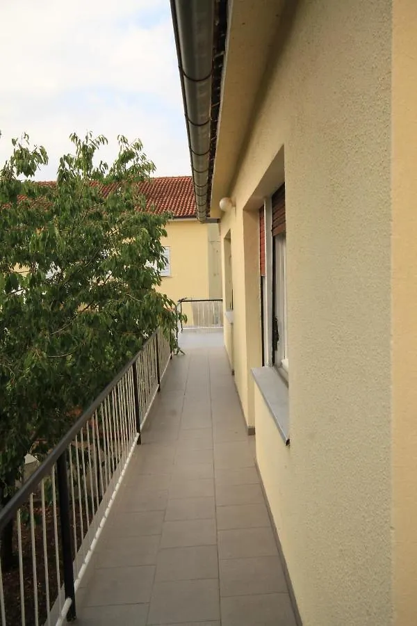 Apartments With A Parking Space Umag - 6978