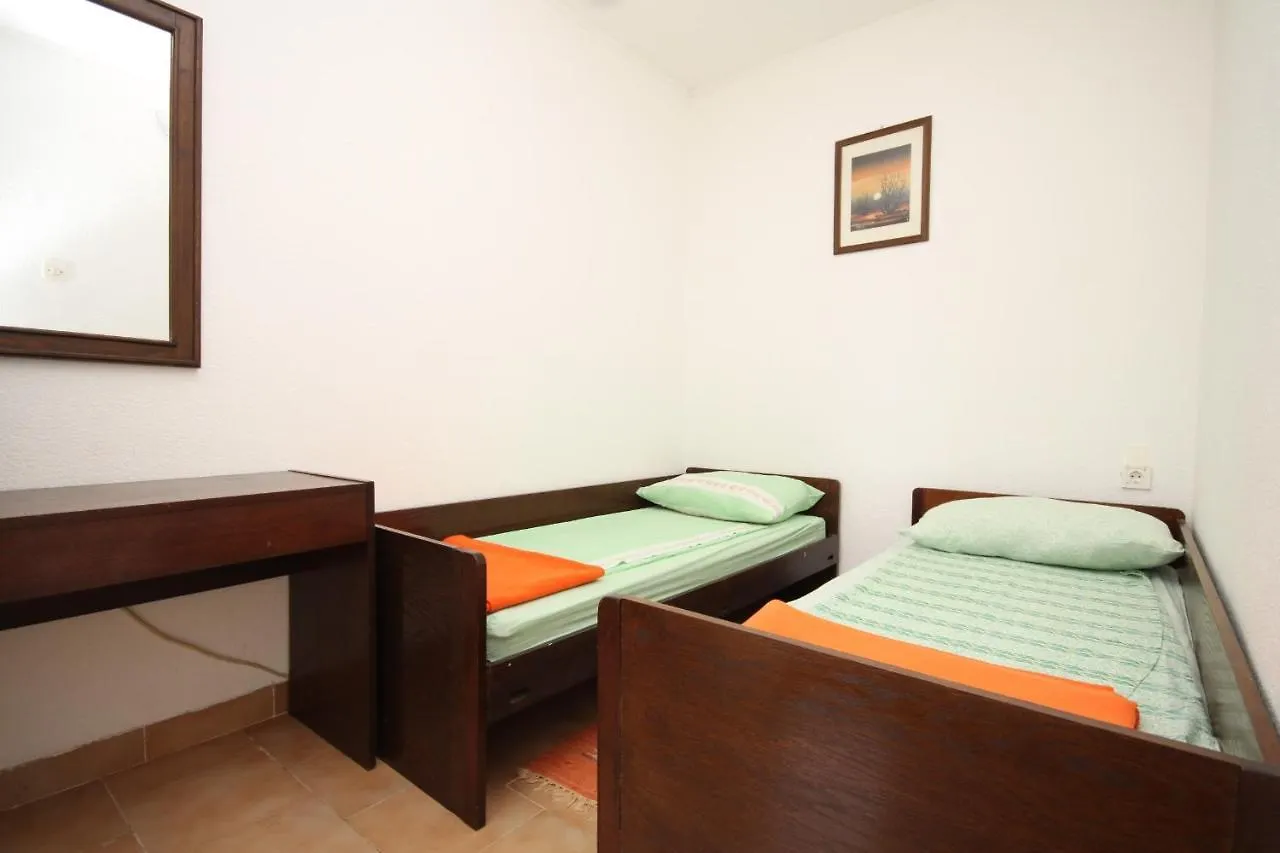 Apartments With A Parking Space Umag - 6978 0*,